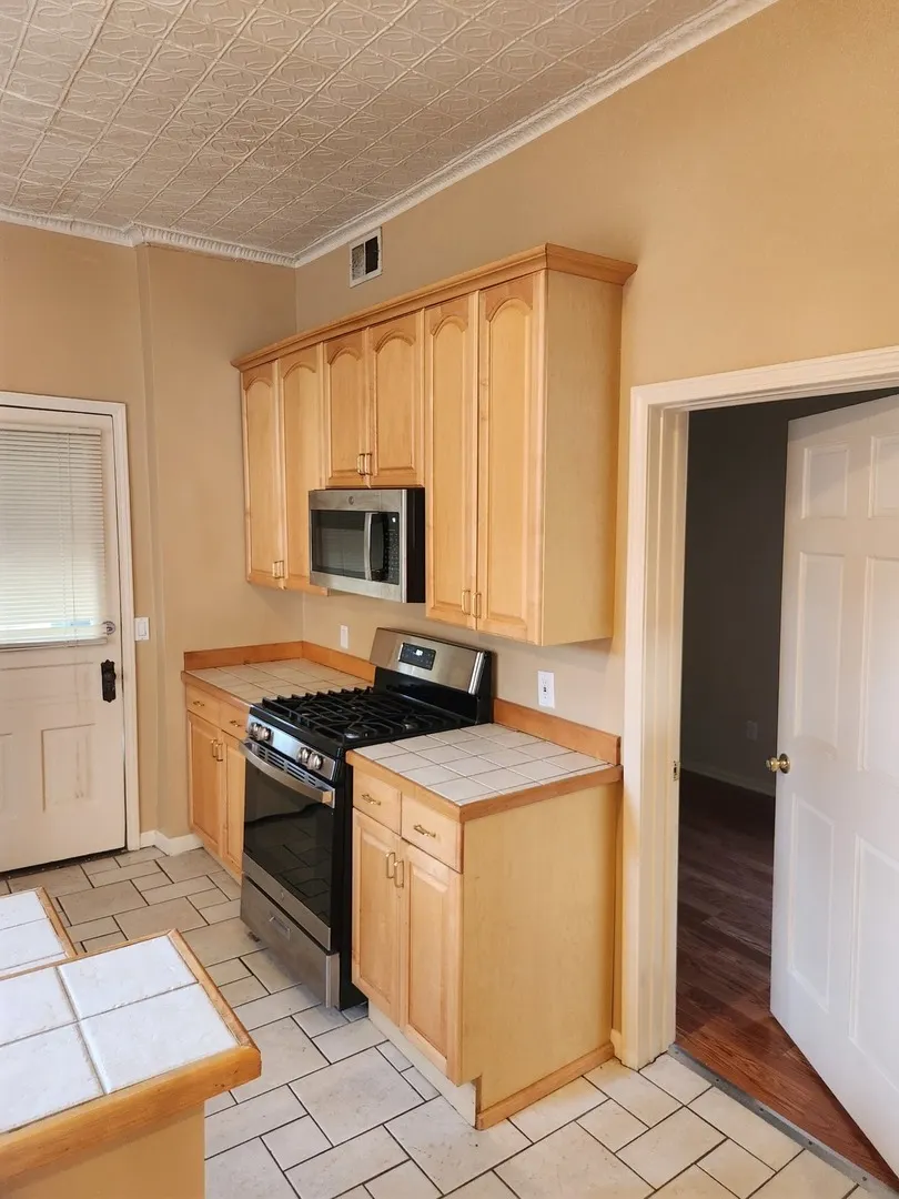 708 S Ada Street IL