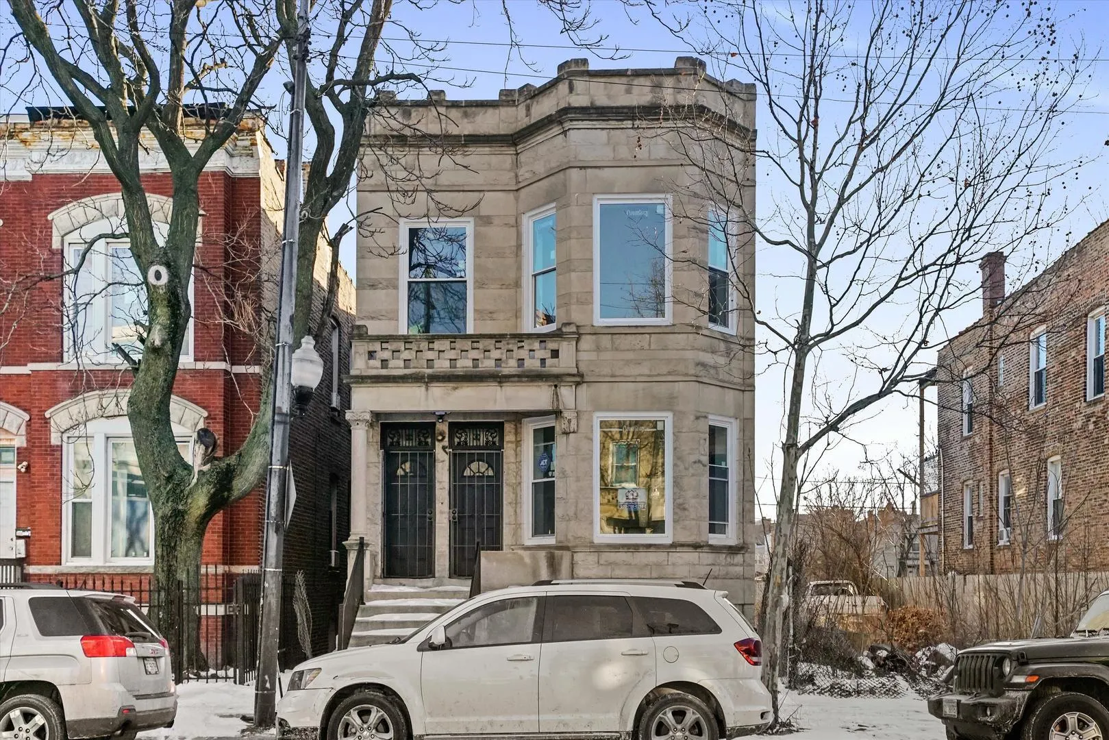 1619 S Central Park Avenue IL