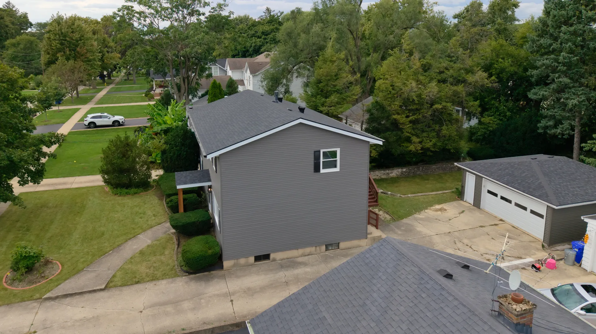 829 E Evergreen Street IL