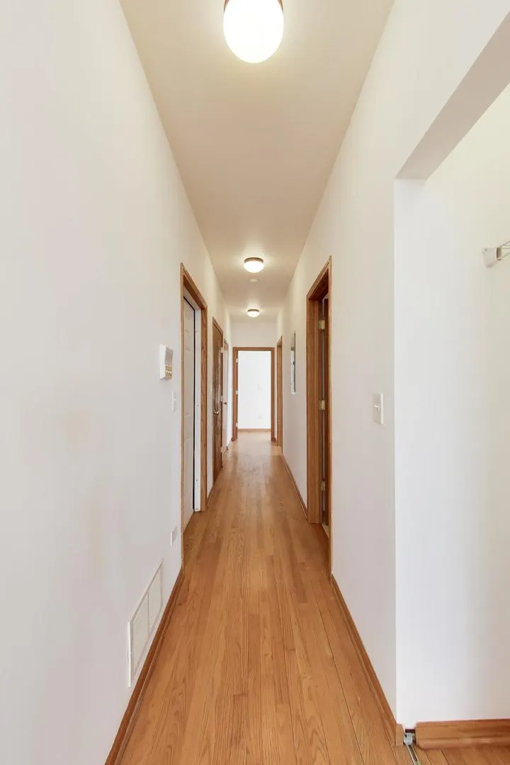 1700 W Cermak Road IL #2F