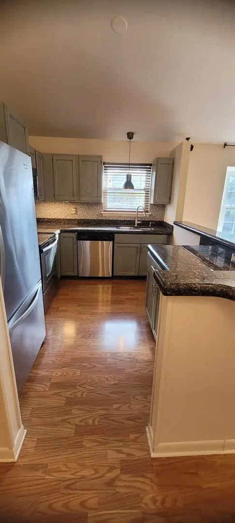 156 W Golf Road IL #C
