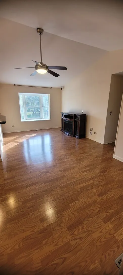 156 W Golf Road IL #C