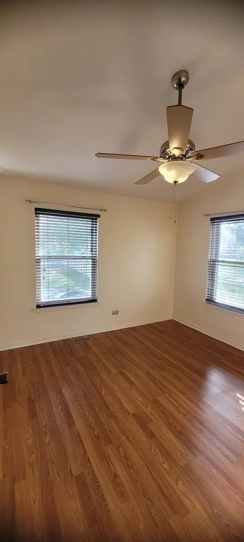 156 W Golf Road IL #C