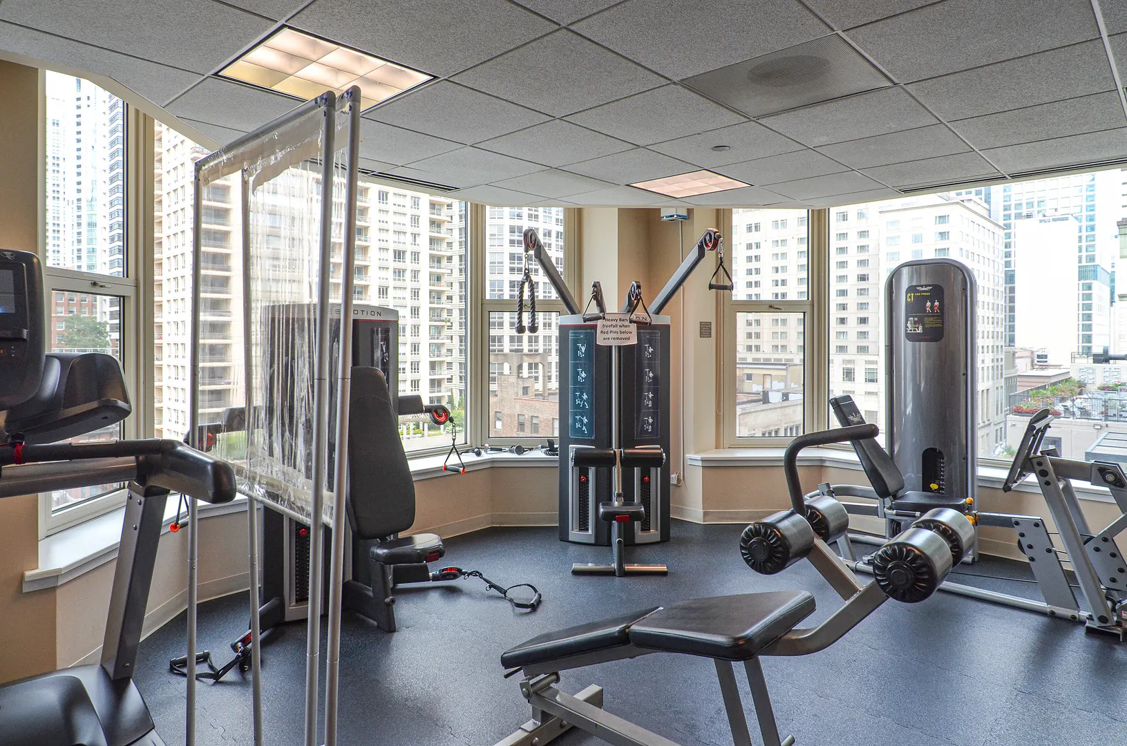 25 E SUPERIOR Street IL #3701