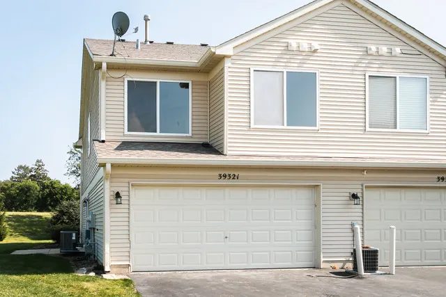 39321 N Melbourne Court IL