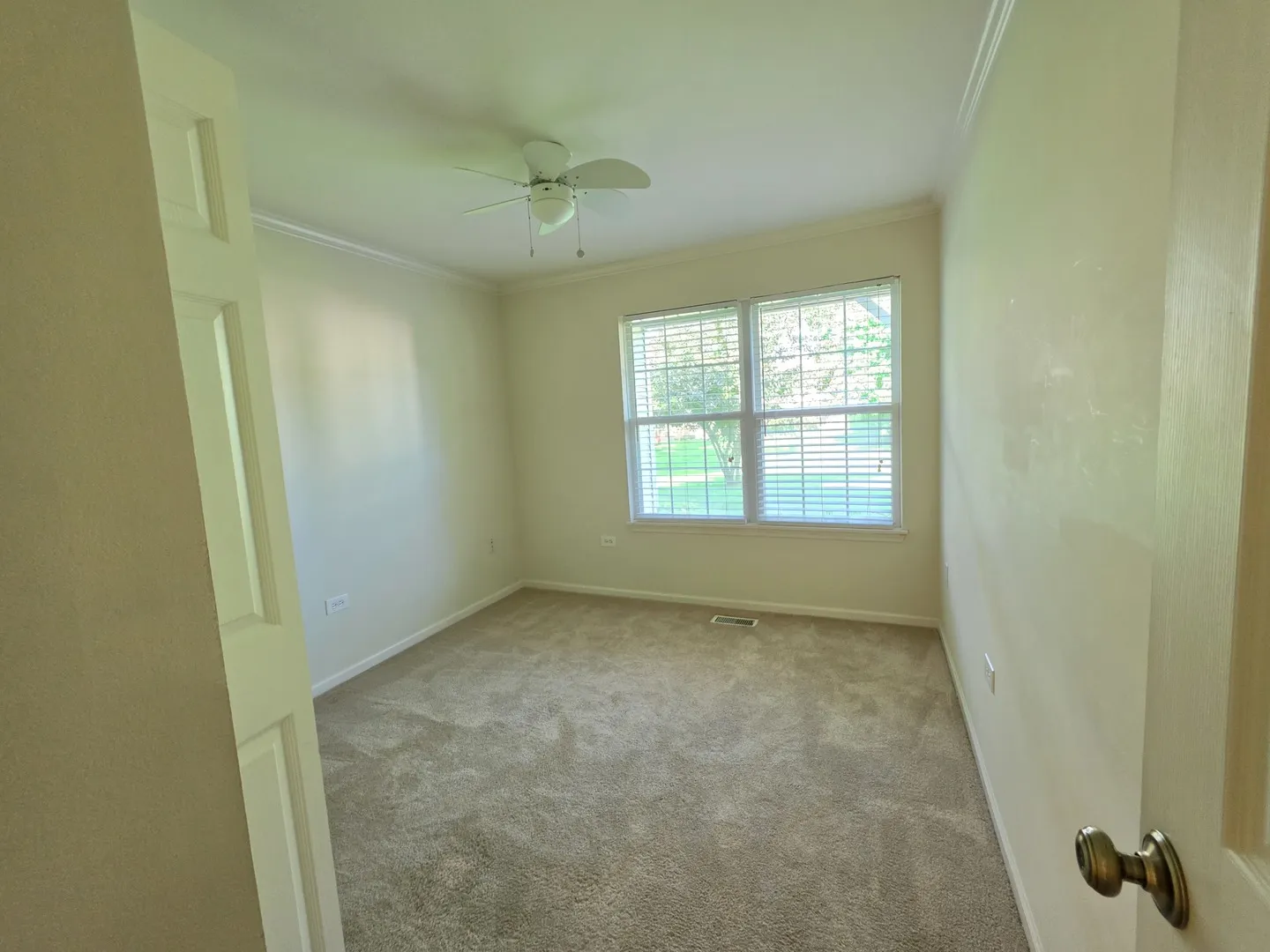 2911 Bartlett Court IL #104