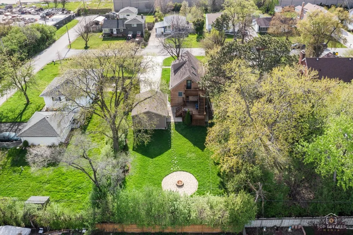 1337 Degener Avenue IL