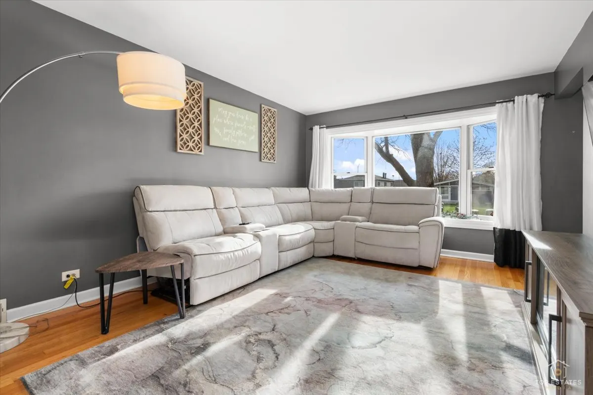 1337 Degener Avenue IL