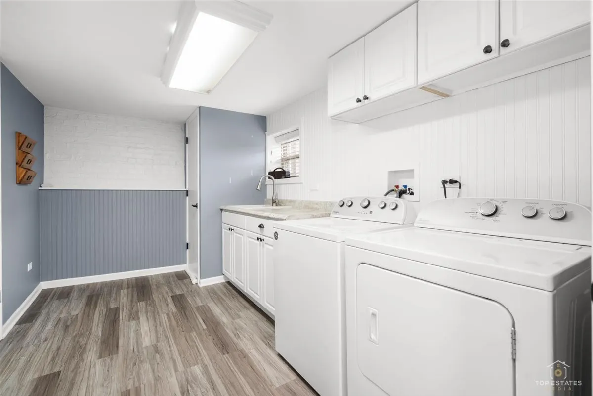 1337 Degener Avenue IL