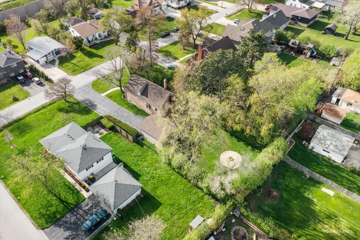 1337 Degener Avenue IL