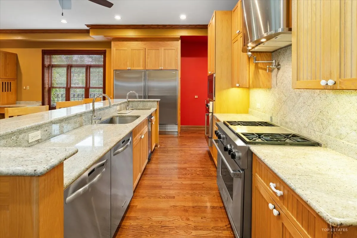 3914 W 51st Street IL