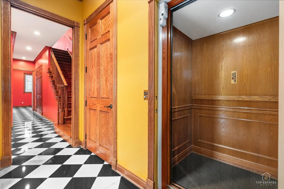 3914 W 51st Street IL