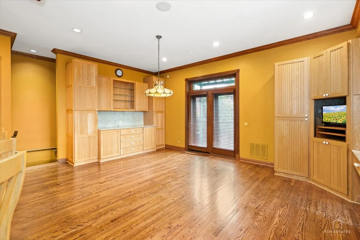 3914 W 51st Street IL