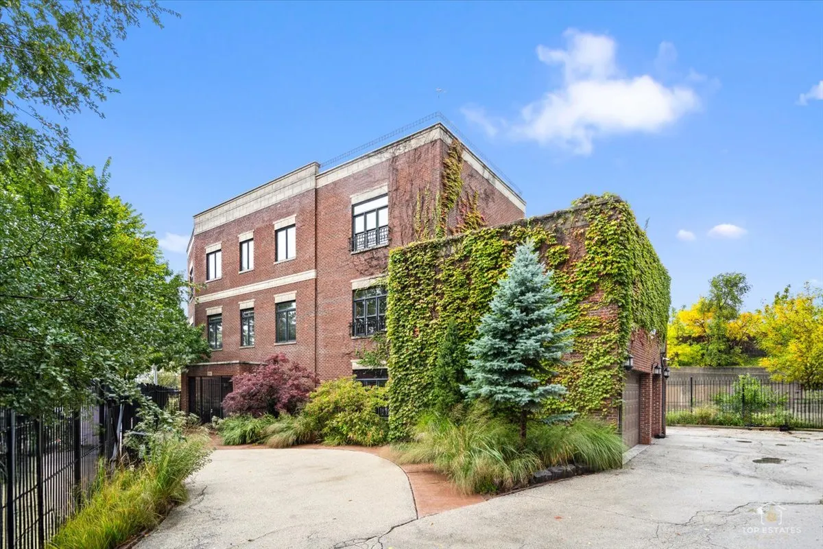 3914 W 51st Street IL