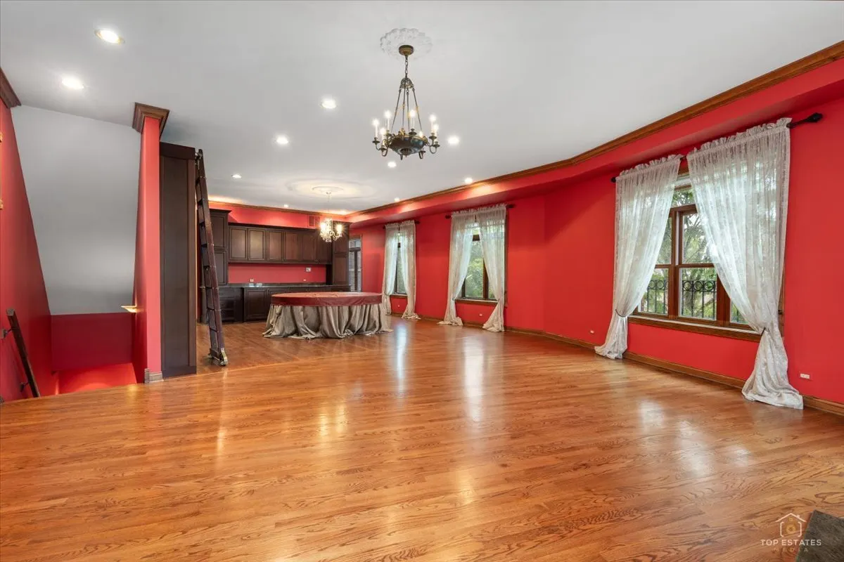 3914 W 51st Street IL