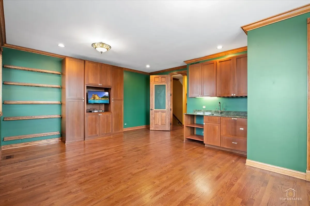 3914 W 51st Street IL
