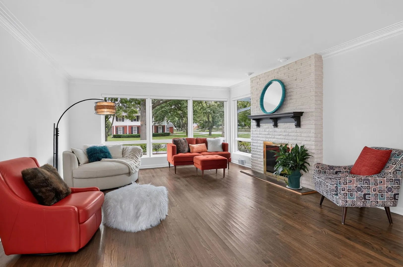 282 Stonegate Road IL