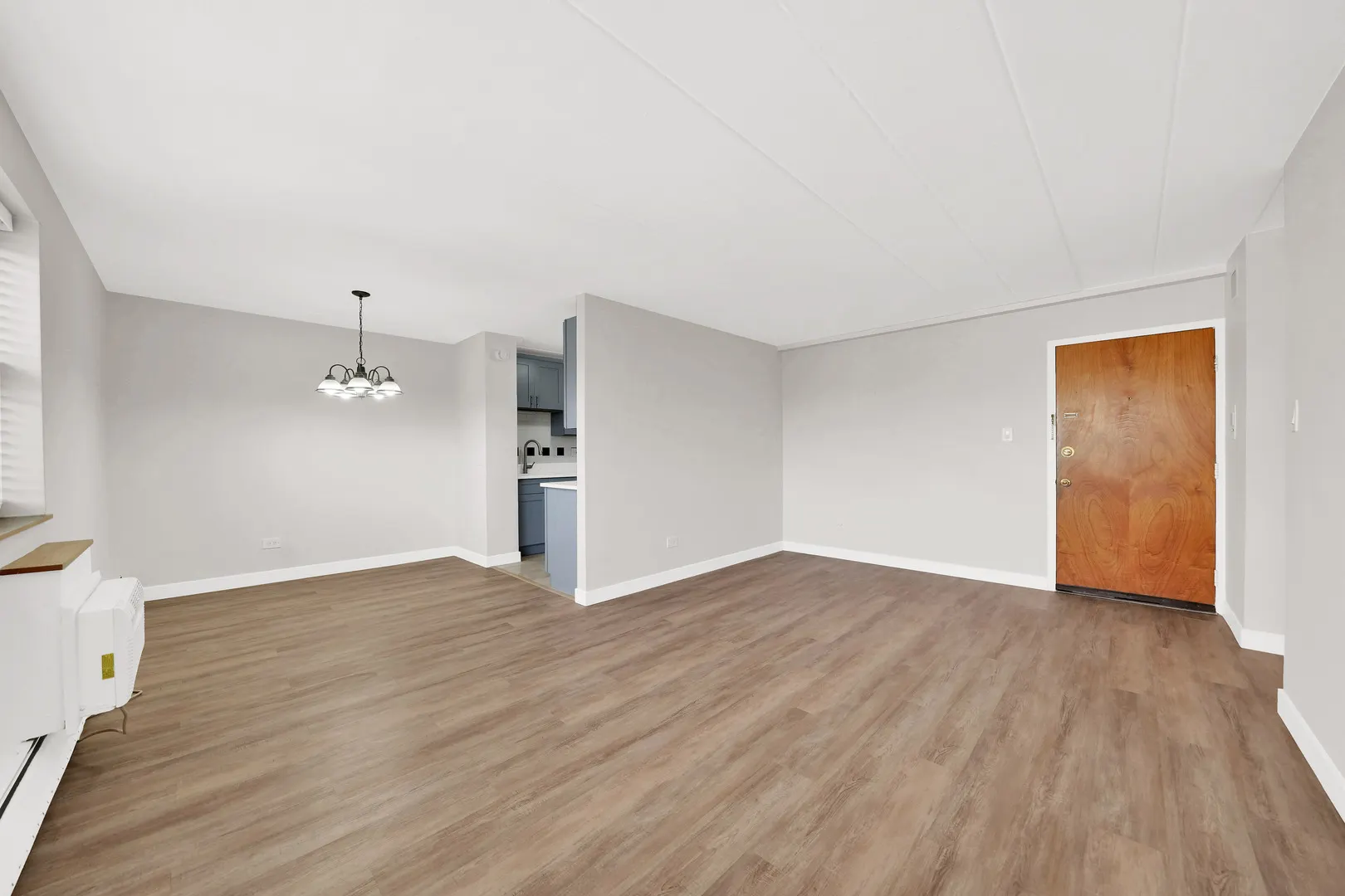 6161 N Hoyne Avenue IL #504