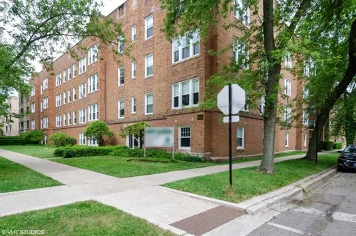 6944 N Wolcott Avenue IL #2