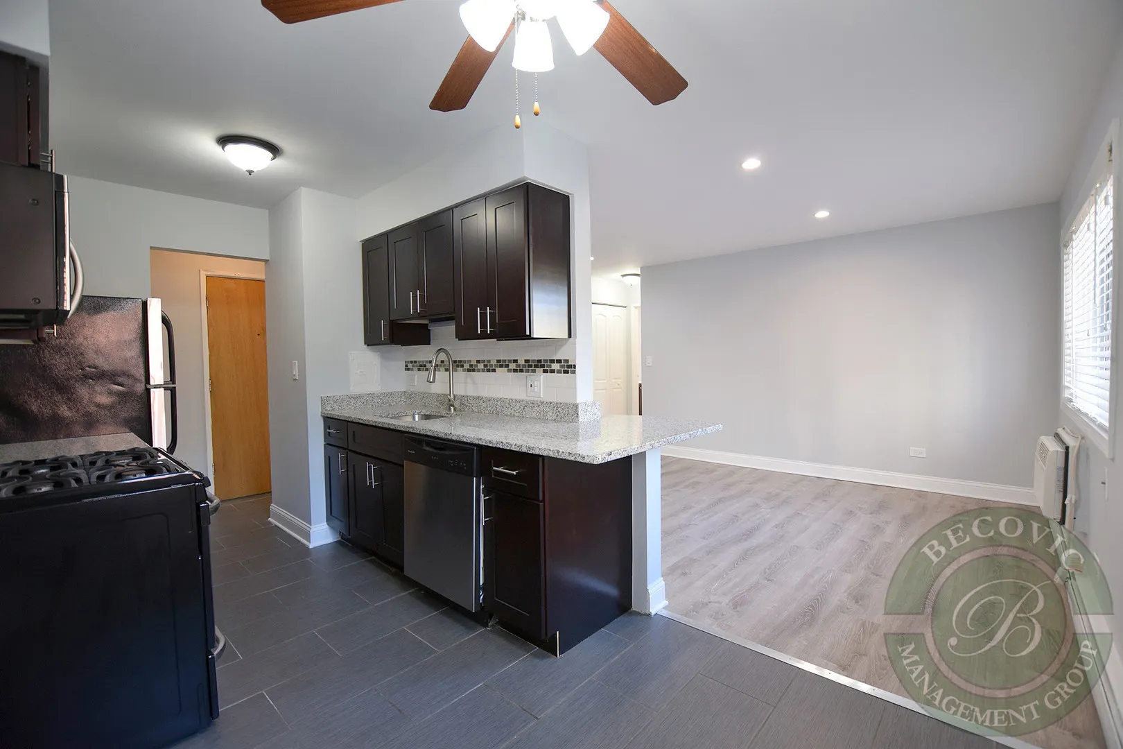 6201 N Kenmore Avenue IL #2B