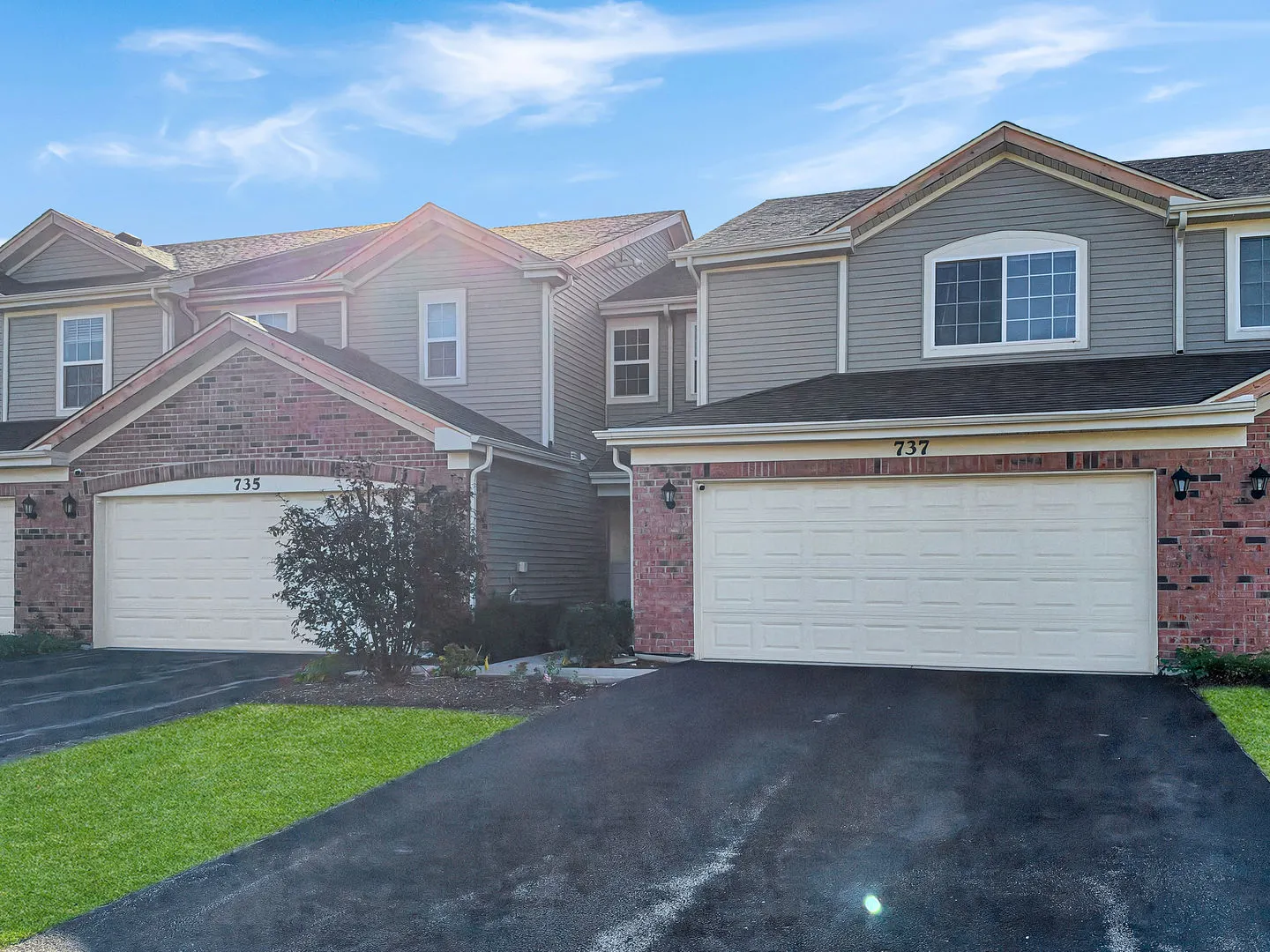 737 Wellington Lane IL #737