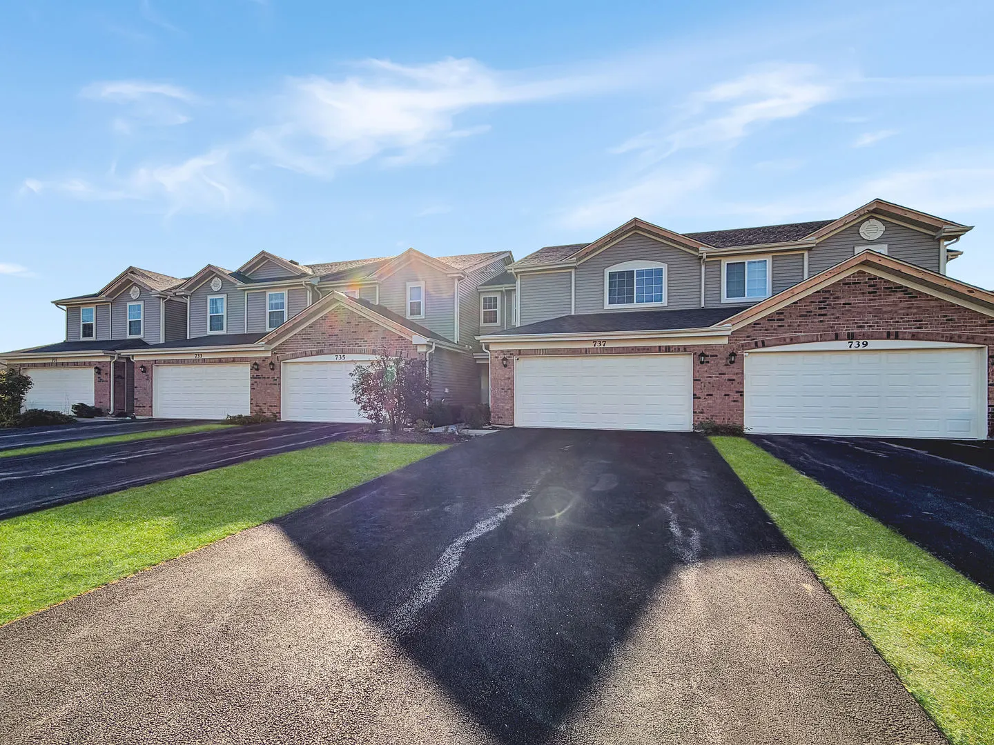 737 Wellington Lane IL #737