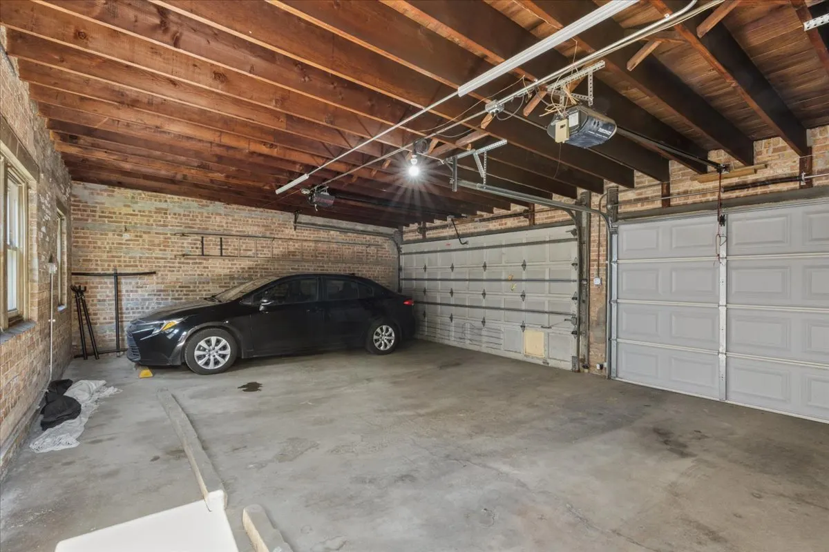 3935 N KIMBALL Avenue IL