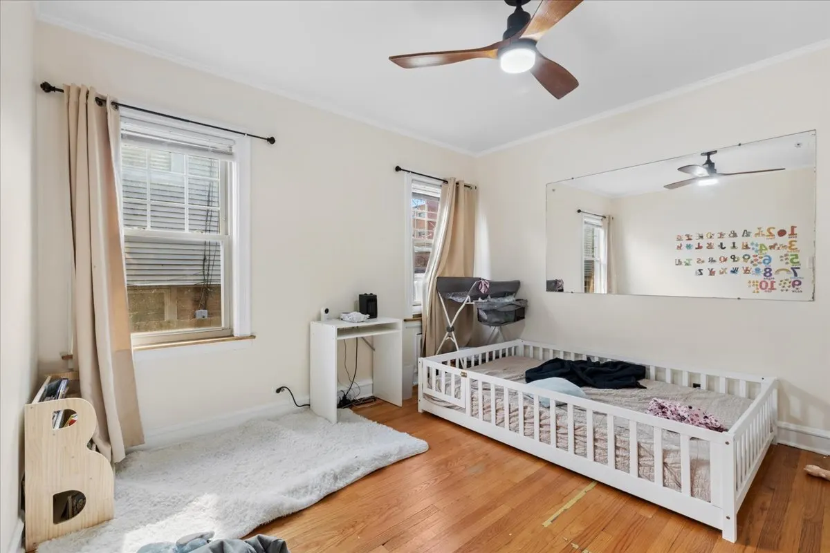 3935 N KIMBALL Avenue IL