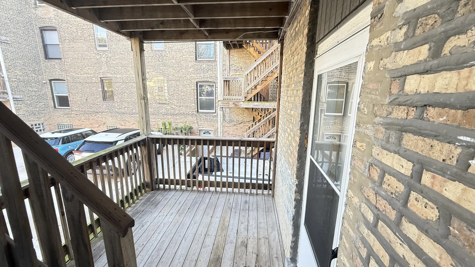 2106 W WILSON Avenue IL #1
