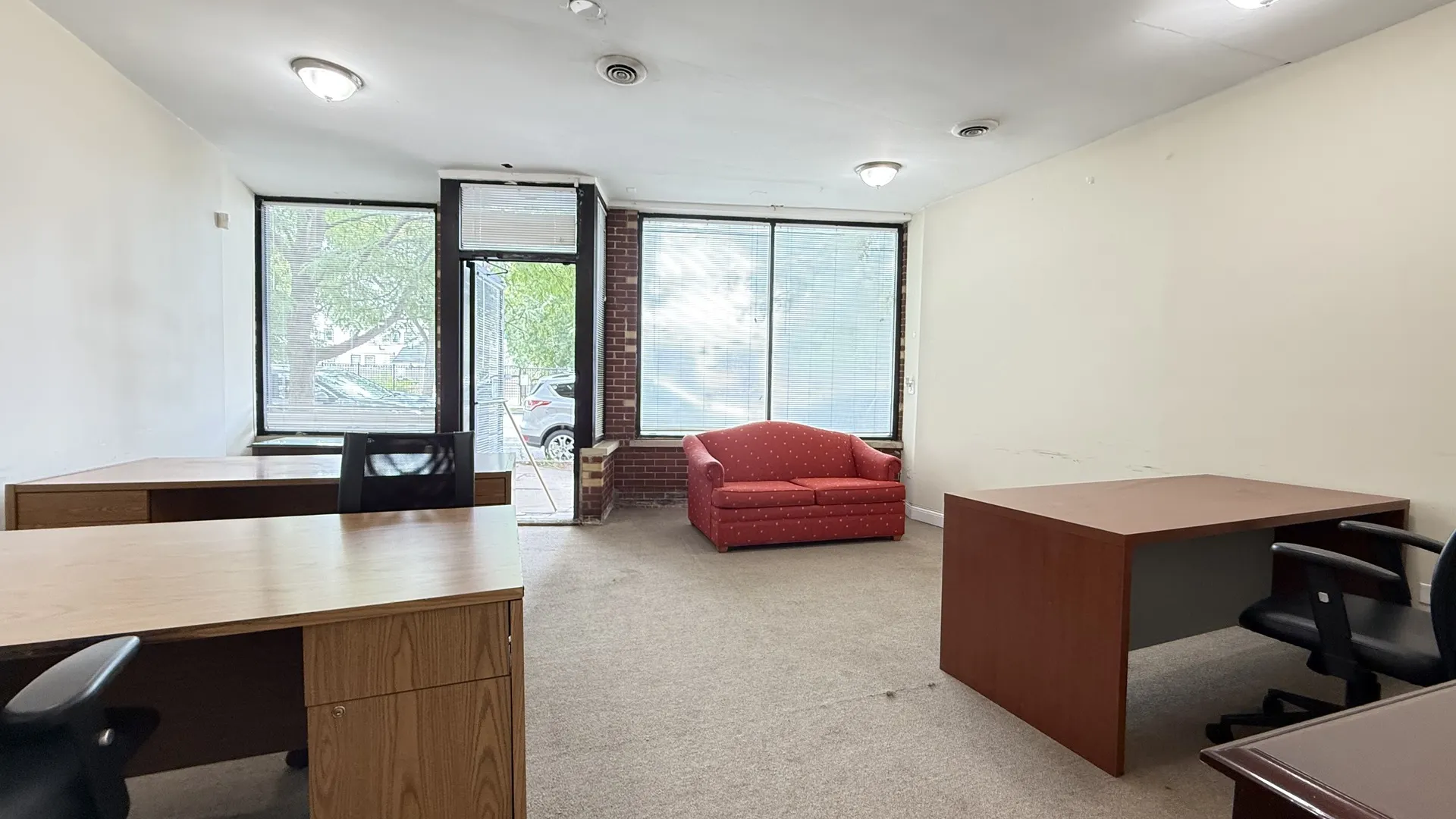 5650 W GRAND Avenue IL
