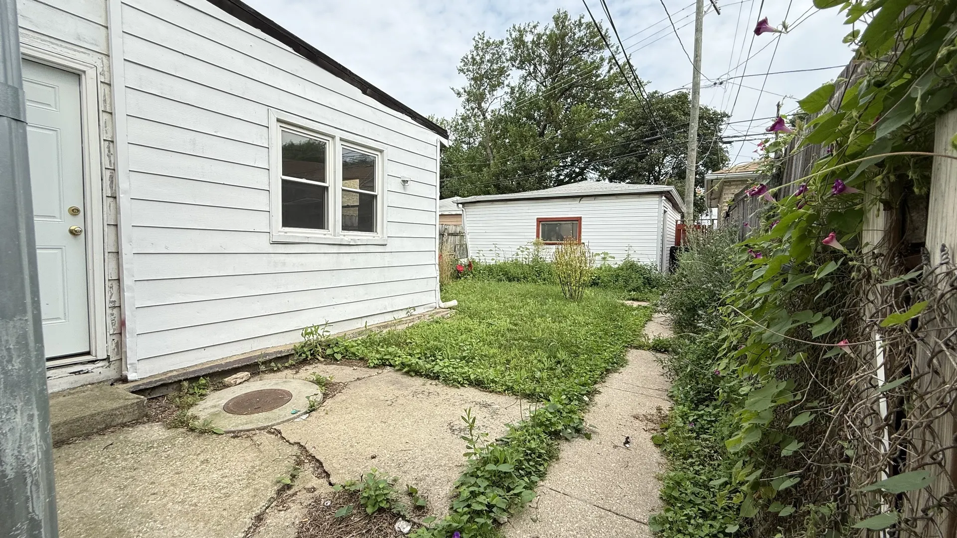 5650 W GRAND Avenue IL