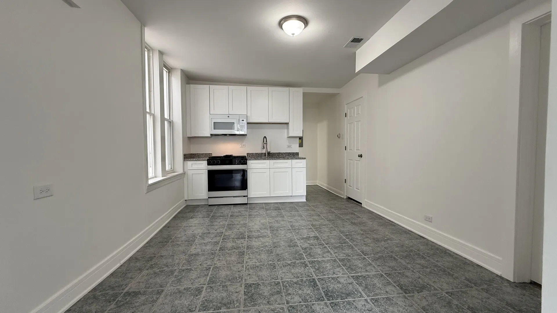 5650 W GRAND Avenue IL