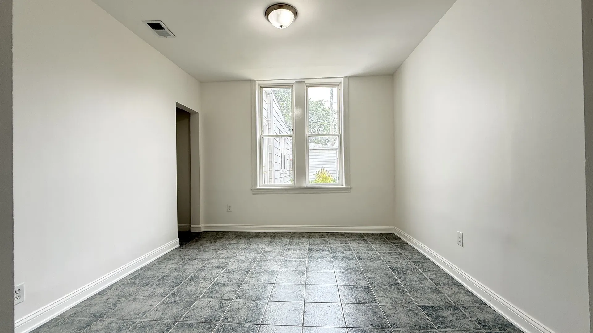 5650 W GRAND Avenue IL