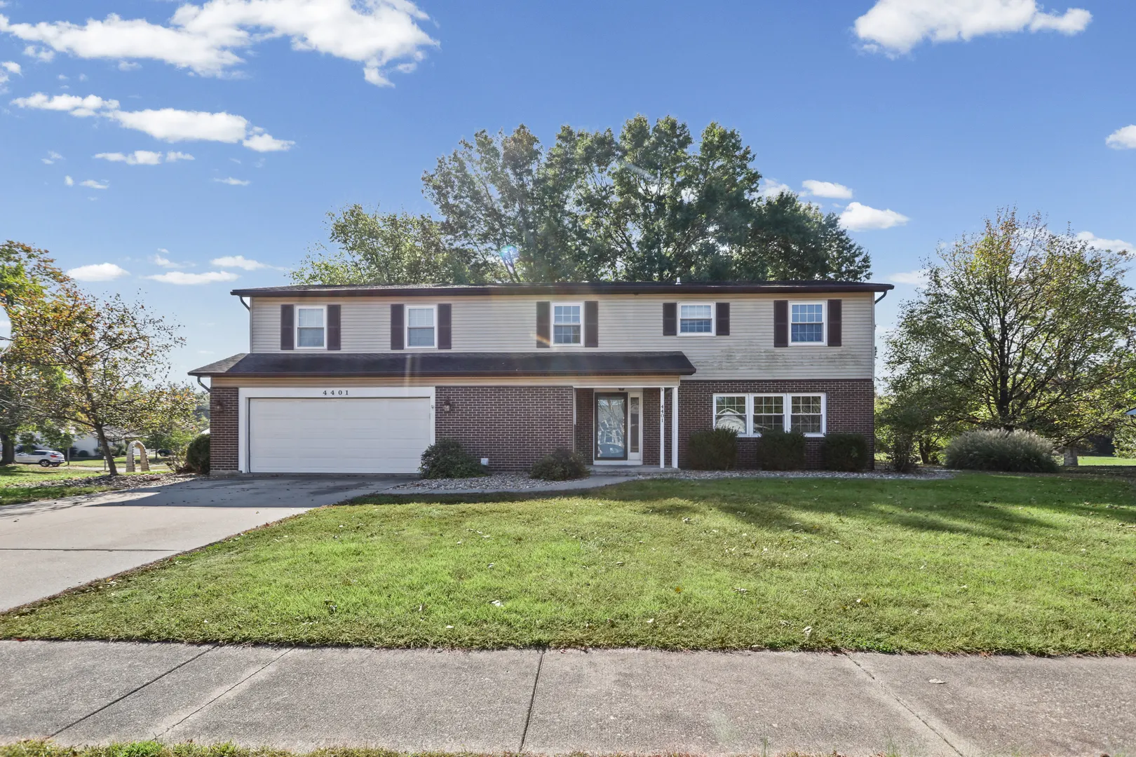 4401 Woodglen Lane IL #1