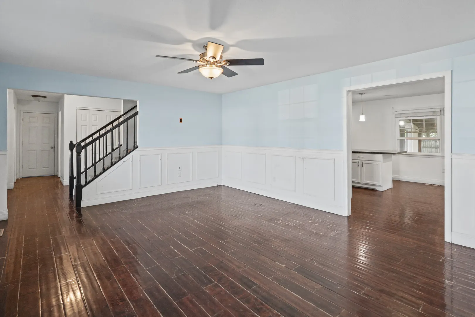 4401 Woodglen Lane IL #1