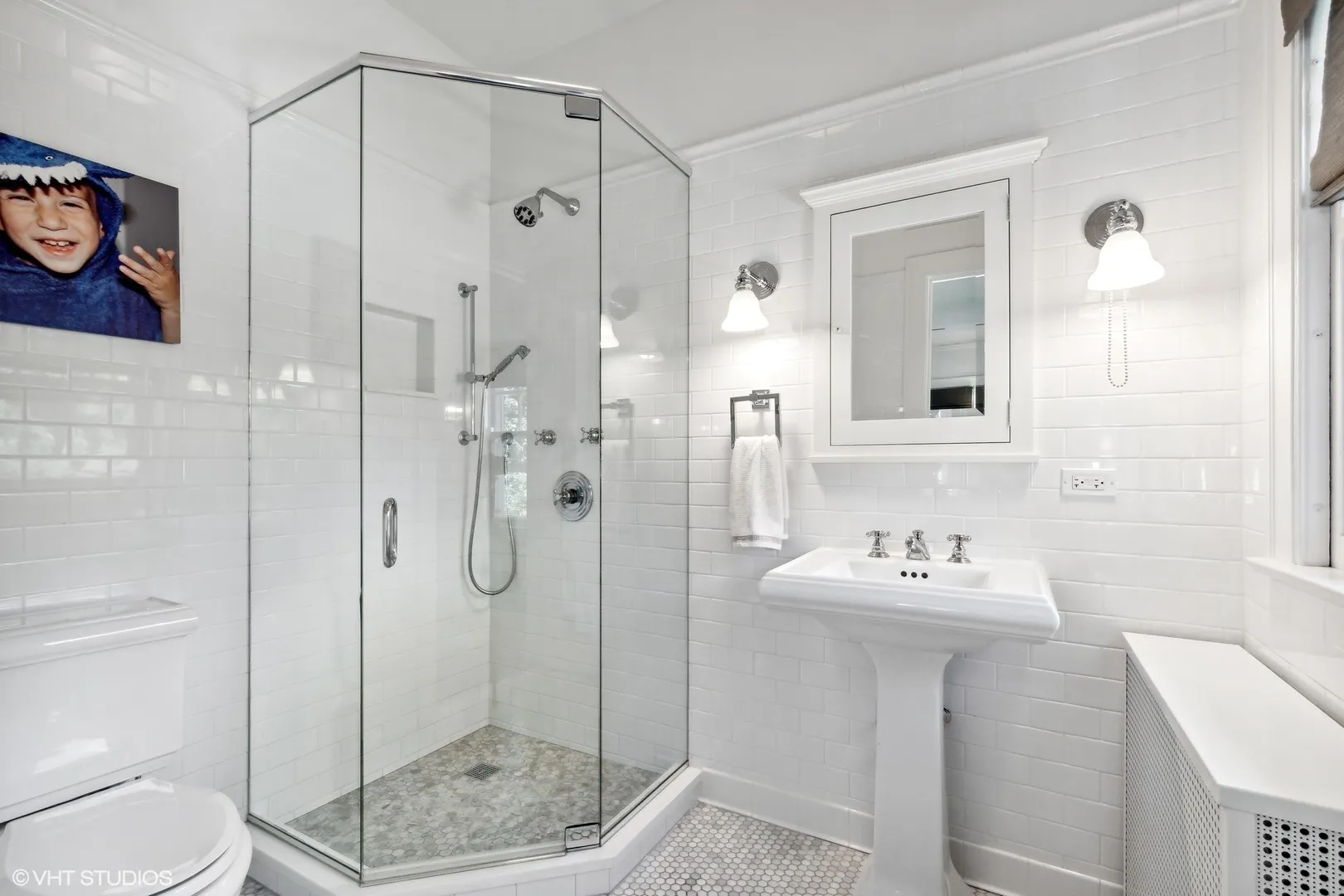 1103 SHERIDAN Road IL