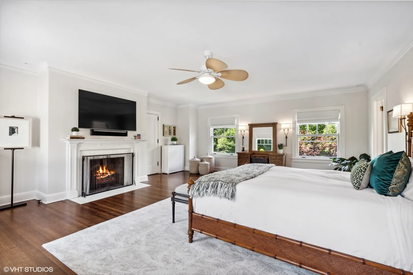 1103 SHERIDAN Road IL