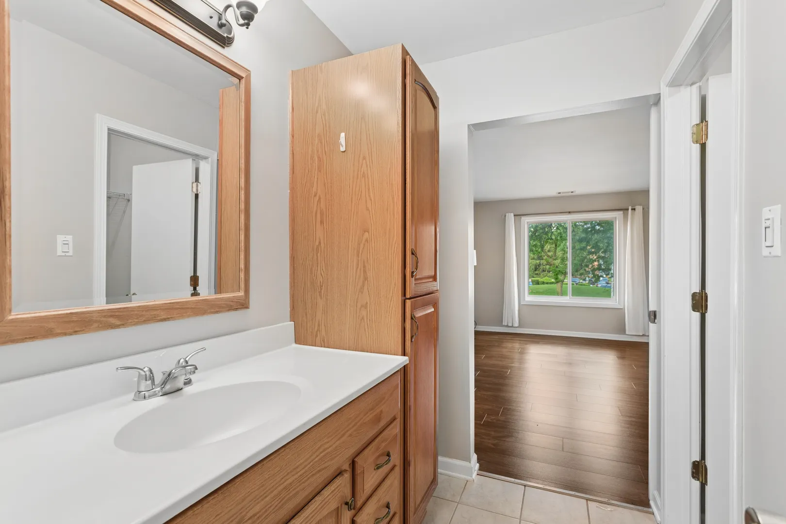 7510 Farmingdale Drive IL #210