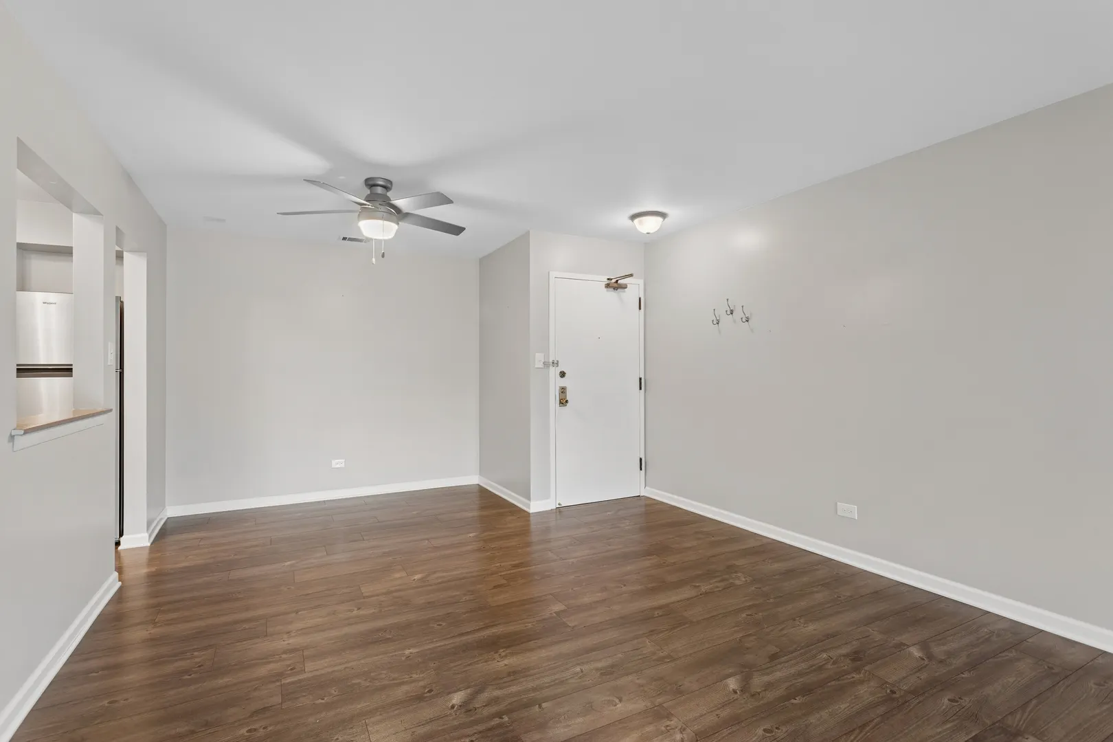 7510 Farmingdale Drive IL #210