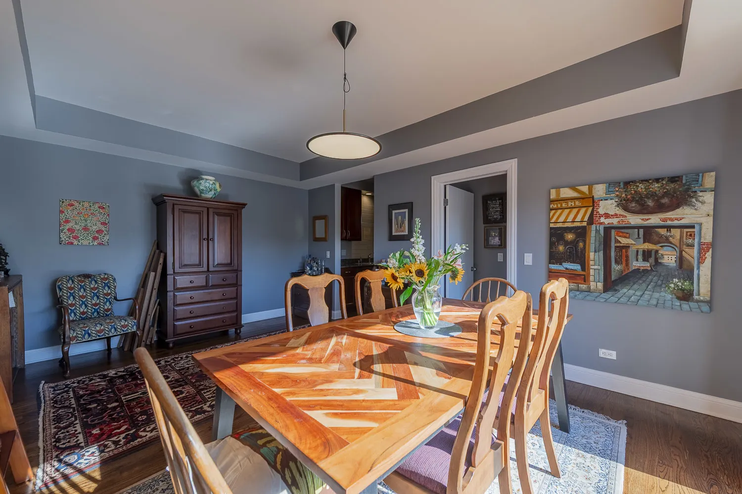 2651 W Greenleaf Avenue IL #3W