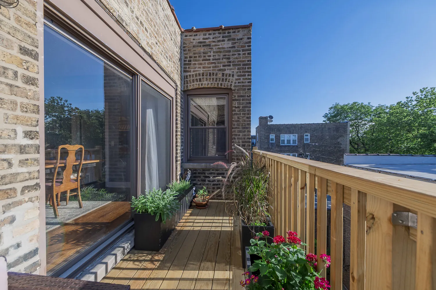 2651 W Greenleaf Avenue IL #3W