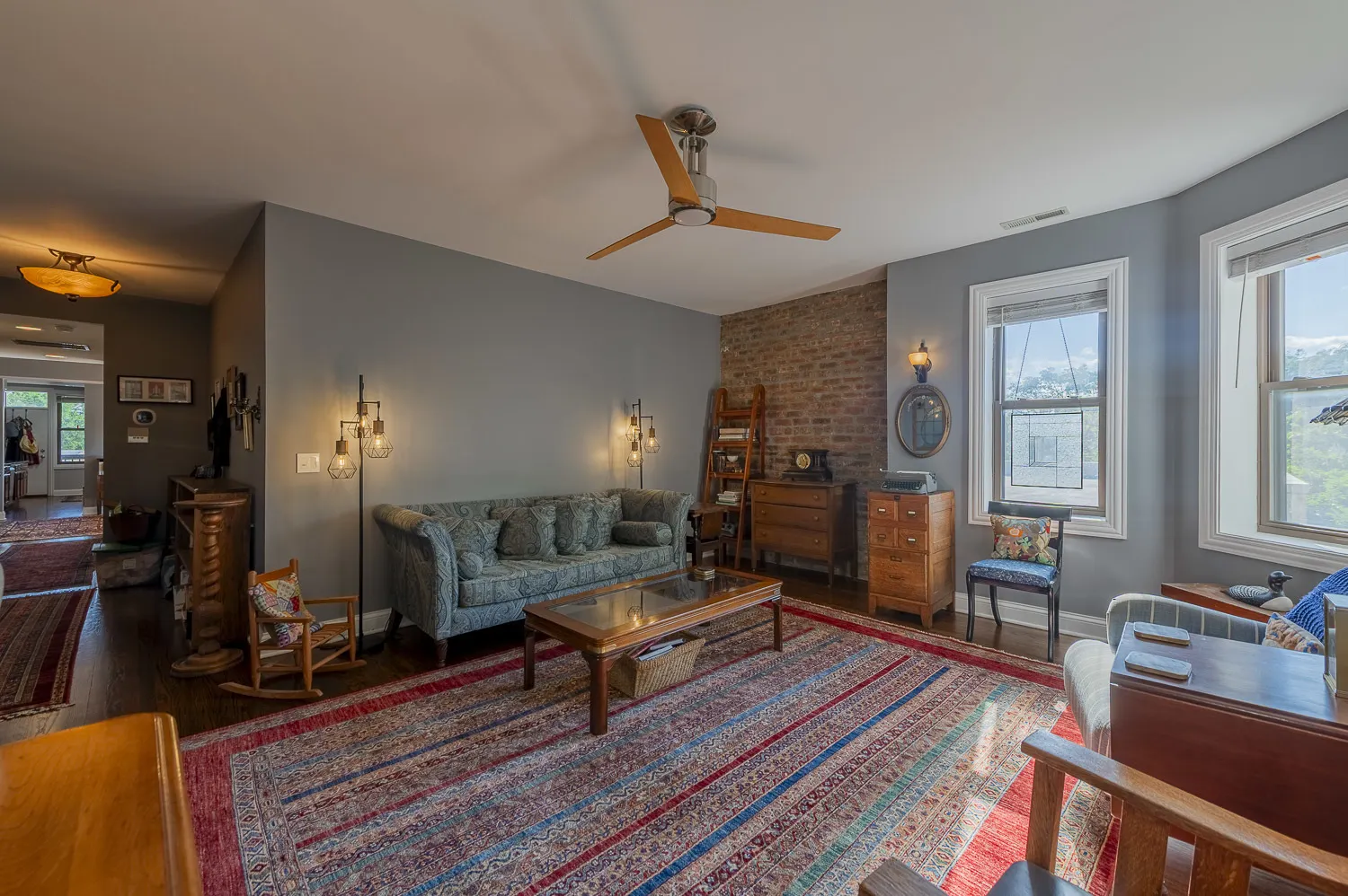 2651 W Greenleaf Avenue IL #3W