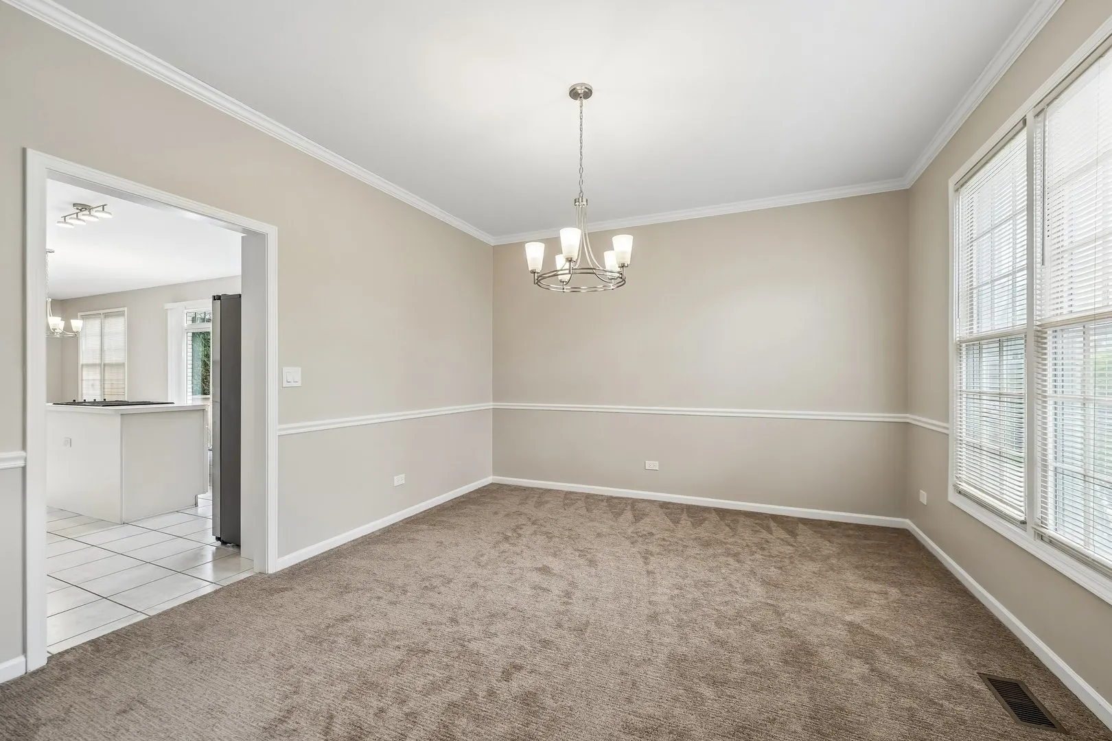 5 Middlesex Court IL