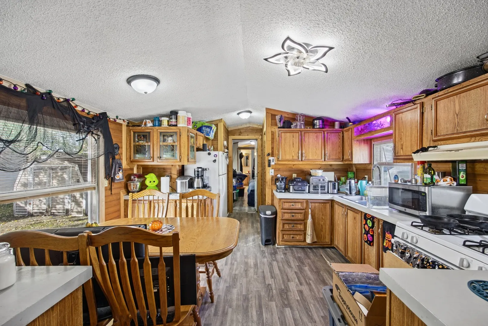 18 CHERRY Lane IL