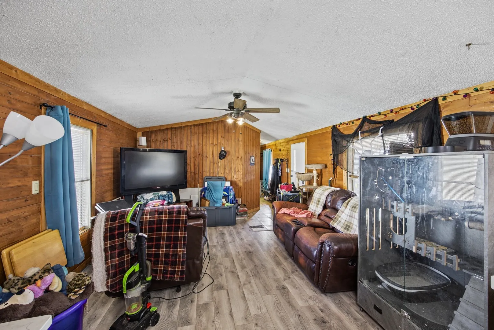 18 CHERRY Lane IL