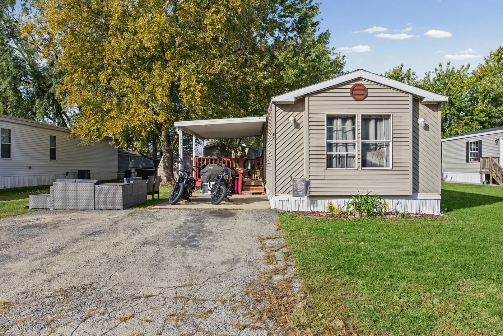 18 CHERRY Lane IL