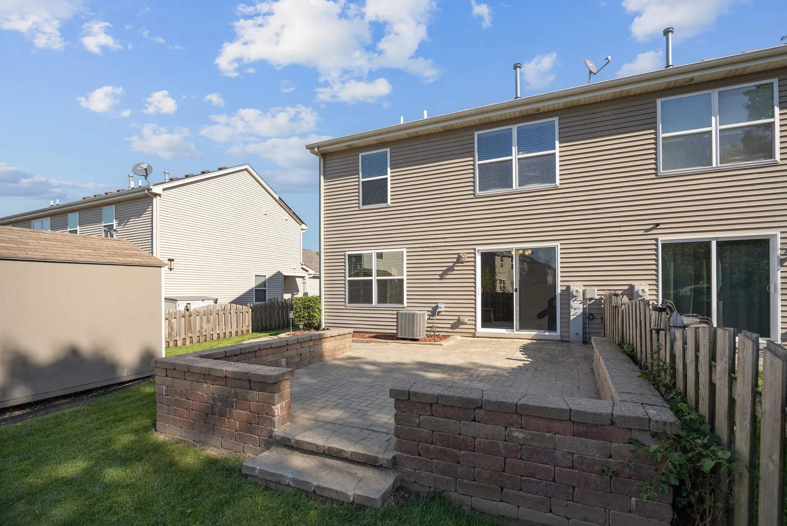 1412 Carlisle Lane IL