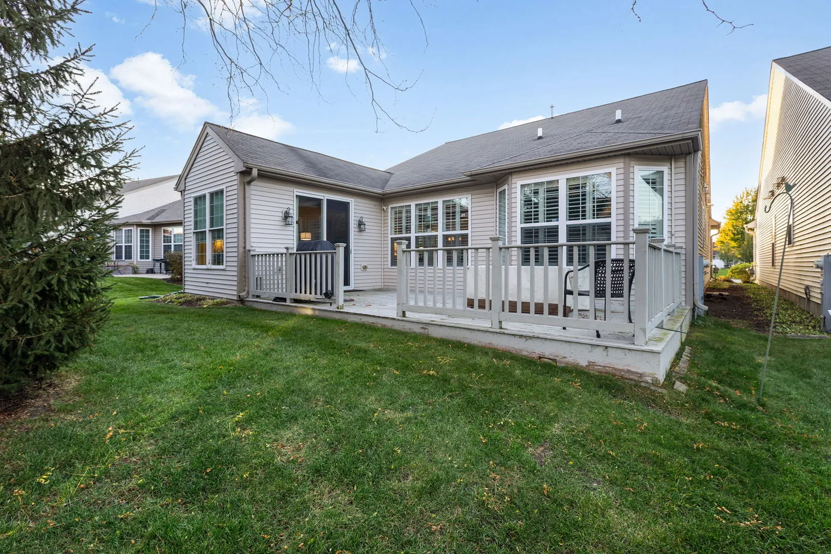 13180 Red Alder Avenue IL