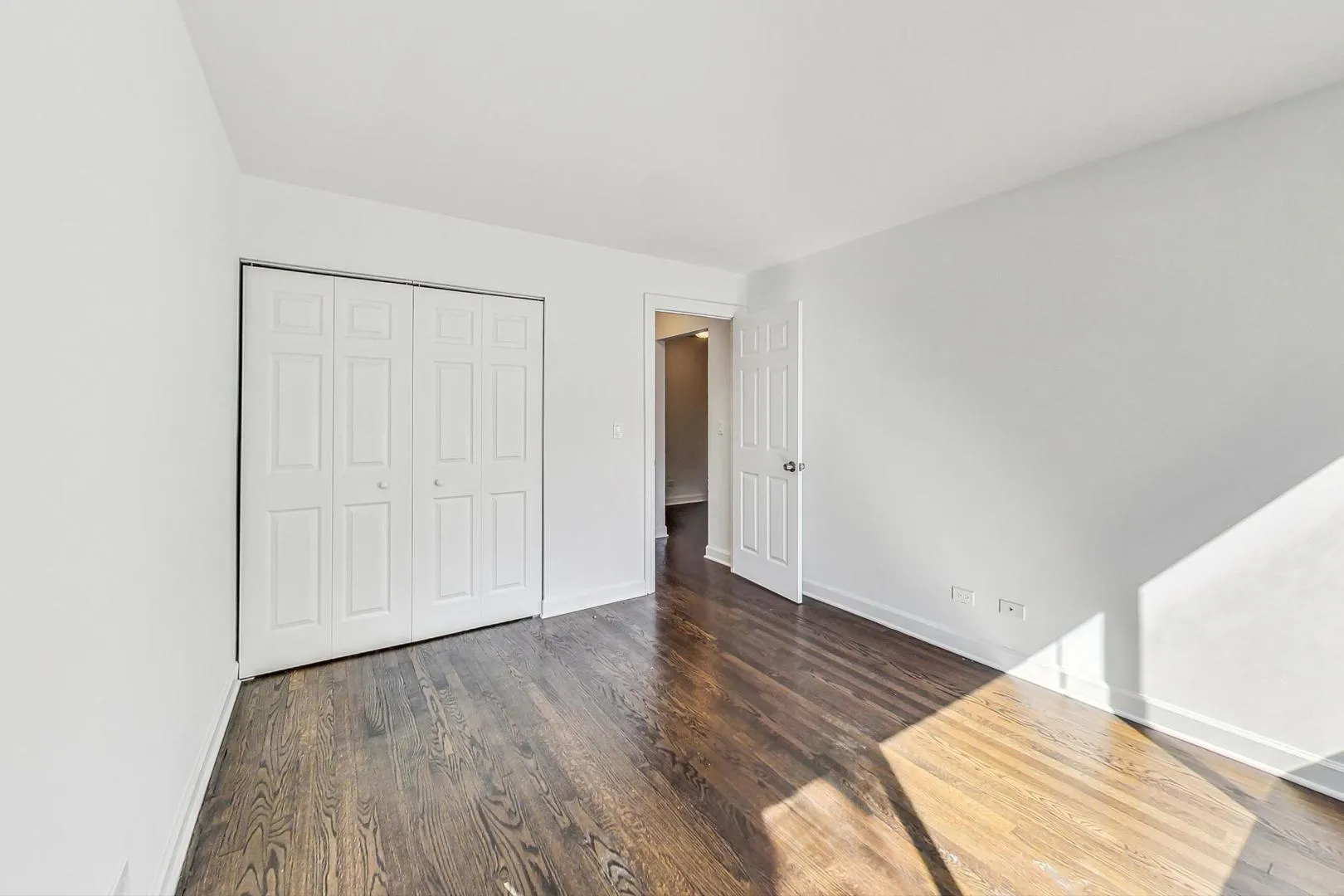 6000 N Winthrop Avenue IL #203