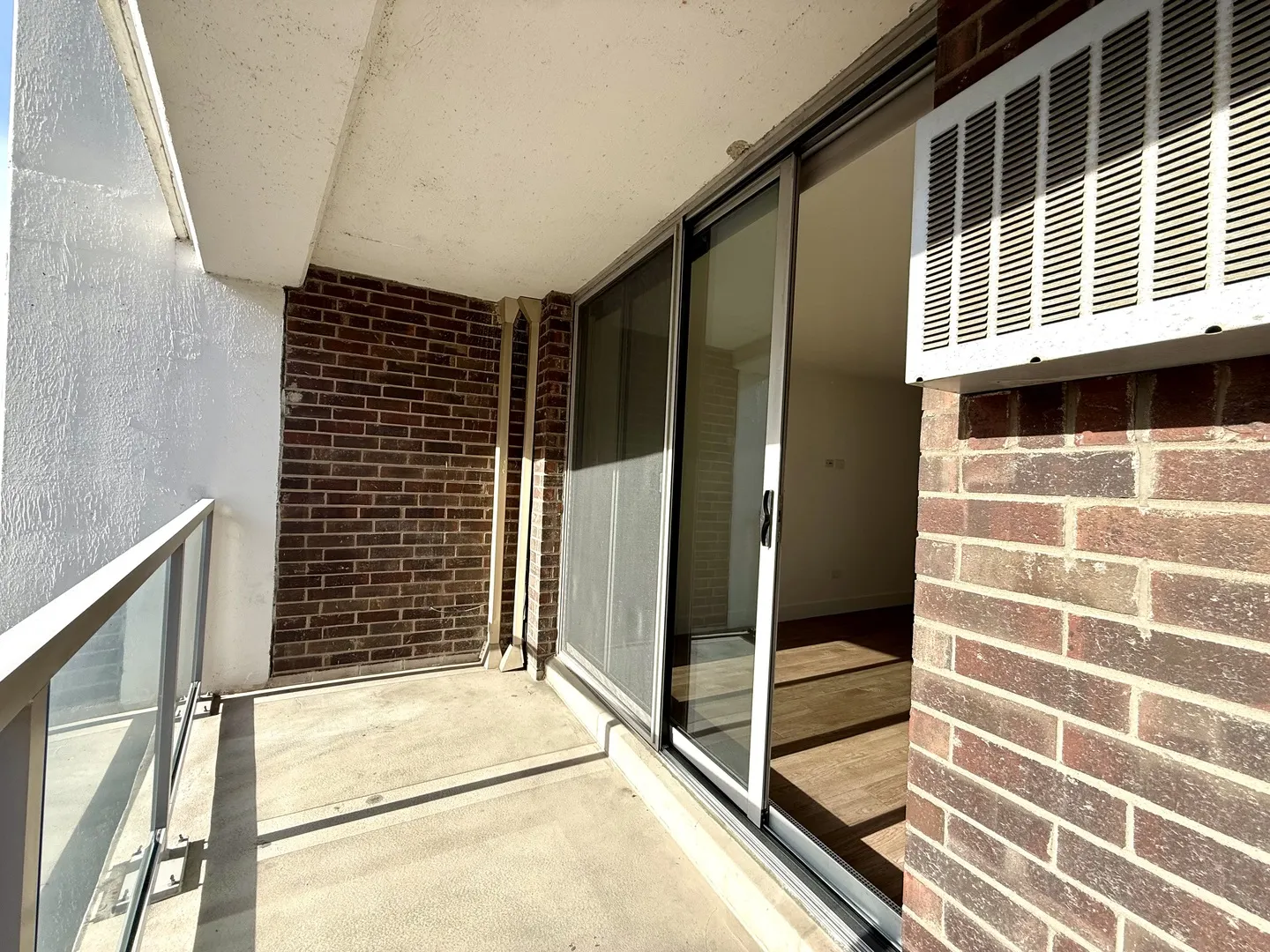 420 W Belmont Avenue IL #14A